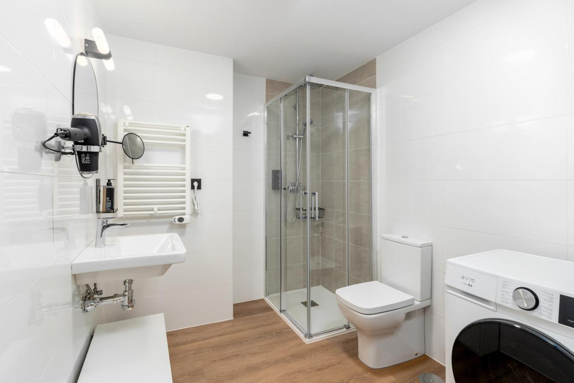 Limehome Oviedo Calle Postigo Bajo Exterior foto